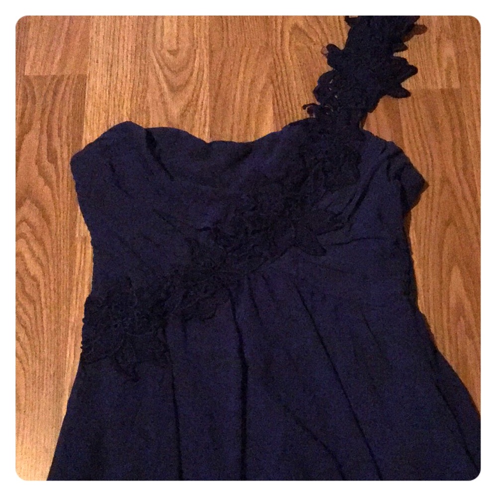 Dark blue dress